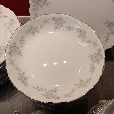 MIKASA FINE CHINA 12 PLACE SETTING