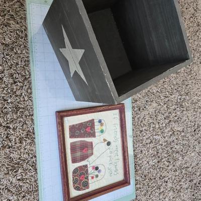 Sale Photo Thumbnail #656: Star box and embroidery art