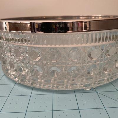 Antique crystal glass bowl