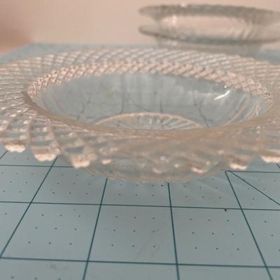 4 diamond cut bowls