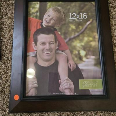 Frame 12x16
