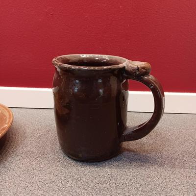 CLAY BEAN POT, MUGS AND A CLAY BIRD FEEDER