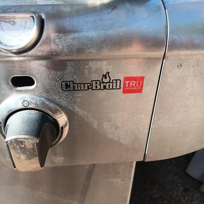 COMMERCIAL INFRARED CHAR-BROIL PROPANE GRILL WITH TANK