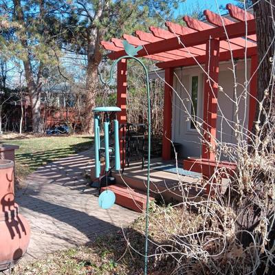 PLEASANT SOUNDING WINDCHIME WITH BIRD PERCHED SHEPHERDS HOOK