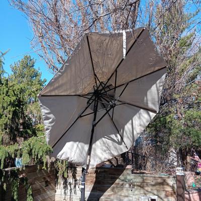 ADJUSTABLE TILT BUTTERFLY FREEDOM UMBRELLA