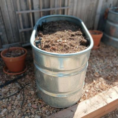 COUNTYLINE GALVANIZED TROUGH FOR ABOVE GROUND GARDEN (Read Description)
