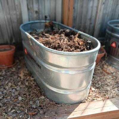 COUNTYLINE GALVANIZED TROUGH FOR ABOVE GROUND GARDEN (Read Description)