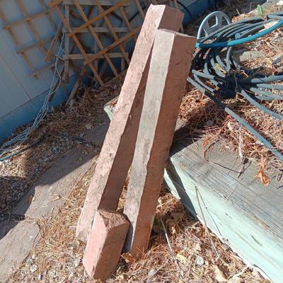 LONG NARROW PIECES OF FLAGSTONE AND SOME SHORT PIECES TOO