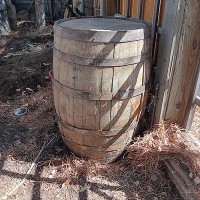 WHISKEY BARREL IN GOOD SHAPE