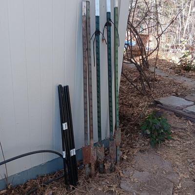 36" ROUND STEEL STAKES W/HOLES AND T-POSTS