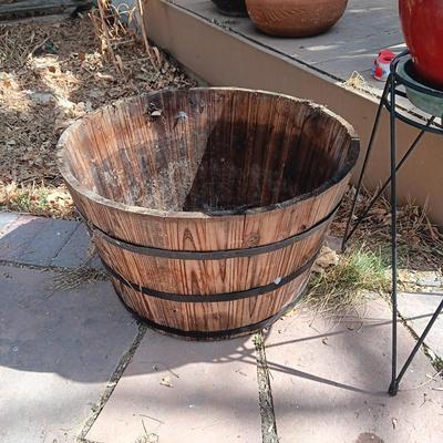 WHISKEY BARREL PLANTER AND PLANT STAND WITH FLOWER POT
