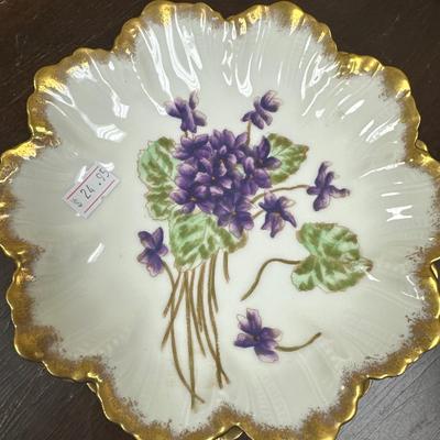 Pair of violet motif plates made in France