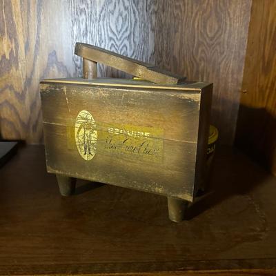 Vintage shoe shine box and brushes