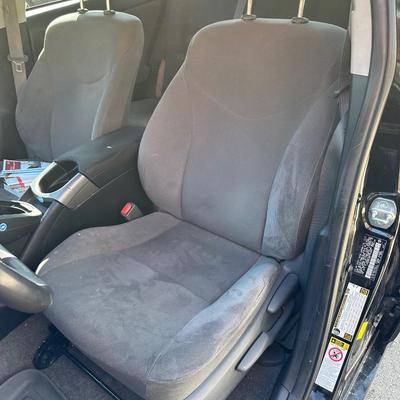 2014 TOYOTA PRIUS HYBRID 4 DOOR HATCHBACK 4-CYL, AUTOMATIC