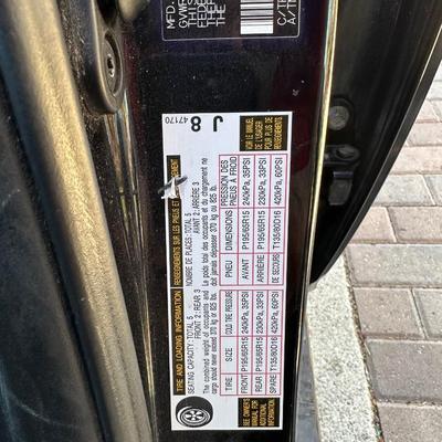 2014 TOYOTA PRIUS HYBRID 4 DOOR HATCHBACK 4-CYL, AUTOMATIC