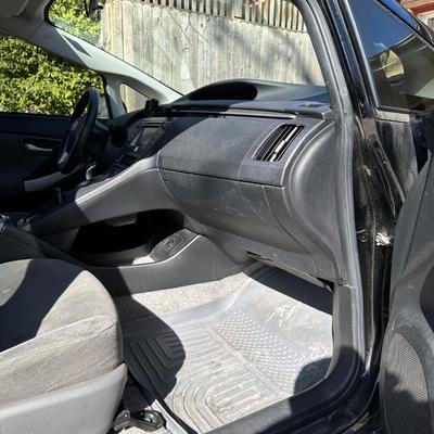 2014 TOYOTA PRIUS HYBRID 4 DOOR HATCHBACK 4-CYL, AUTOMATIC
