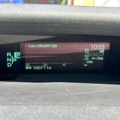 2014 TOYOTA PRIUS HYBRID 4 DOOR HATCHBACK 4-CYL, AUTOMATIC