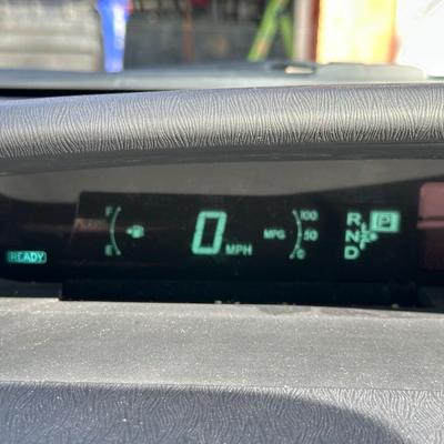 2014 TOYOTA PRIUS HYBRID 4 DOOR HATCHBACK 4-CYL, AUTOMATIC