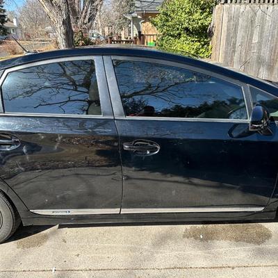 2014 TOYOTA PRIUS HYBRID 4 DOOR HATCHBACK 4-CYL, AUTOMATIC
