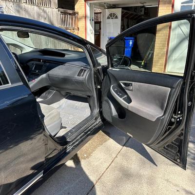2014 TOYOTA PRIUS HYBRID 4 DOOR HATCHBACK 4-CYL, AUTOMATIC
