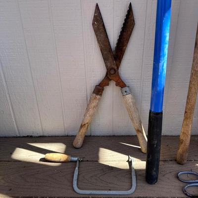 YARD TOOLS