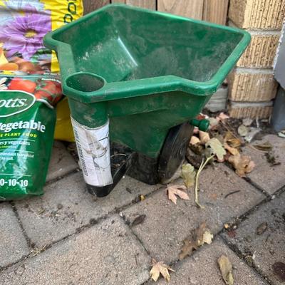 LAWN AND GARDEN ESSENTIALS