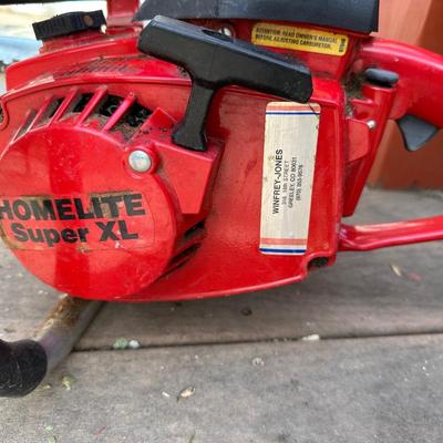 HOMELITE SUPER XL CHAINSAW WITH GAS CAN