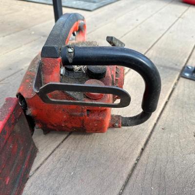 HOMELITE SUPER 2 CHAINSAW WITH GAS CAN