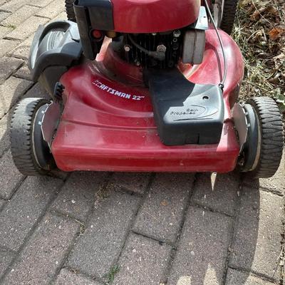 CRAFTSMAN 6.5 - 22" LAWN MOWER WITH GAS CAN