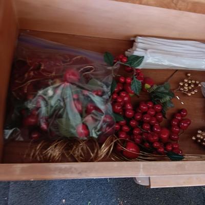 CHRISTMAS DECORATIONS AND GREETING CARDS