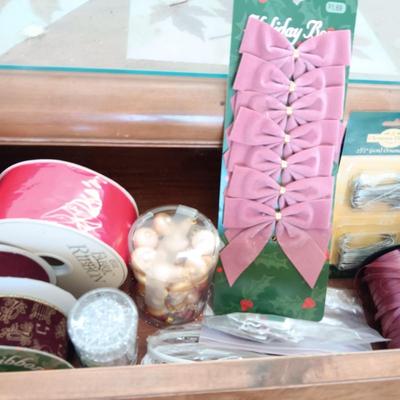 CHRISTMAS DECORATIONS AND GREETING CARDS