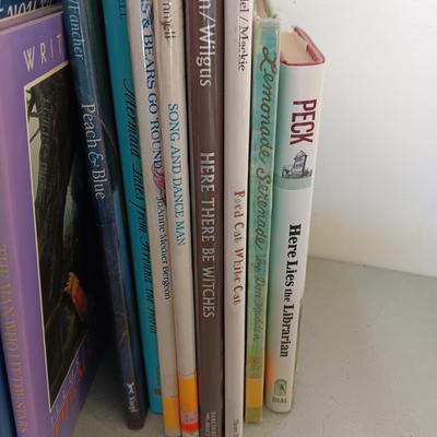 CHILDREN'S BOOKS