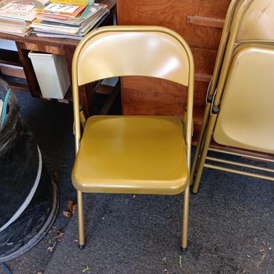 4 METAL FOLDING CHAIRS