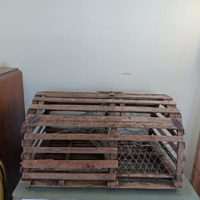 VINTAGE SHRIMP OR CRAB WOODEN POT/CAGE