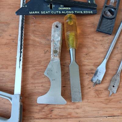 VARIETY OF HAND TOOLS AND BITS