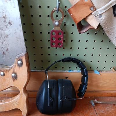 LEATHER TOOL BELT AND HAND TOOLS