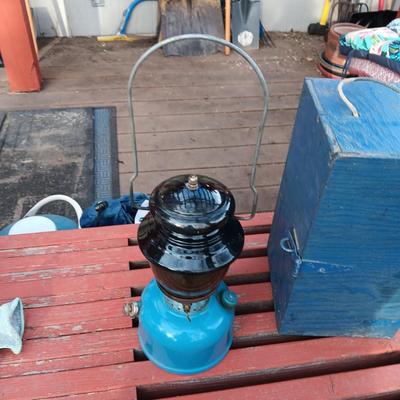 VINTAGE SEARS KEROSENE LANTERN WITH WOODEN BOX