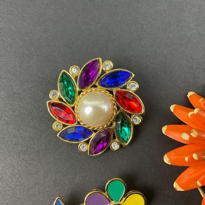 -103- BROOCH | Multi-Colored Flower Brooches