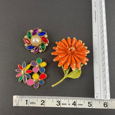 -103- BROOCH | Multi-Colored Flower Brooches