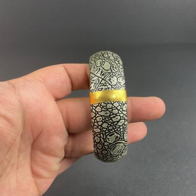 -105- COSTUME JEWELRY | Miscellaneous Metal Bracelets