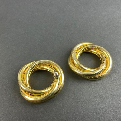 -112- COSTUME JEWELRY | Gold Tone Earrings