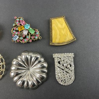 -116- COSTUME JEWELRY | Assorted Shoe Buckles