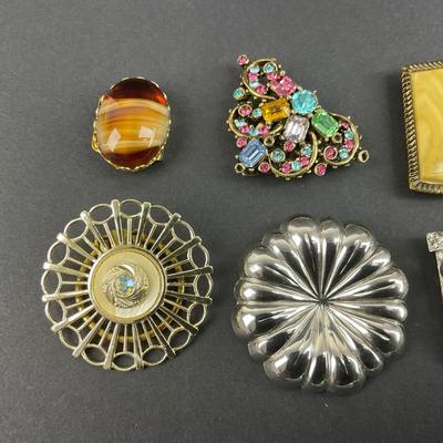 -116- COSTUME JEWELRY | Assorted Shoe Buckles