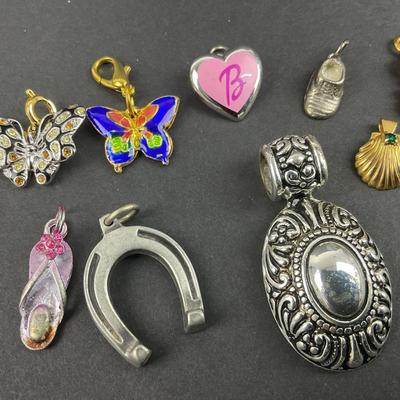 -119- COSTUME JEWELRY | Assortment Of Miscellaneous Charms