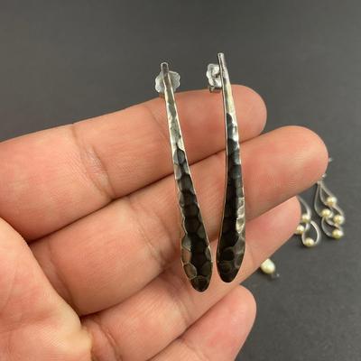 -121- JEWELRY | Assortment Of Earrings