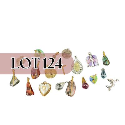 -124- COSTUME JEWELRY | Assortment Of Miscellaneous Pendants/Charms