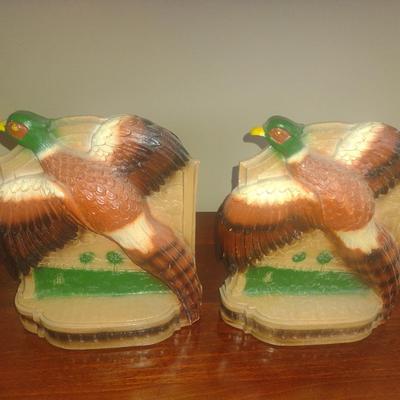 Vintage Pheasant Design Bookends- Possibly Chalkware- Approx 7" Tall