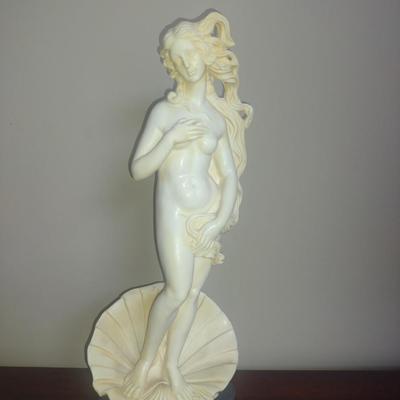 'Birth of Venus' Statue- Approx 16 1/2" Tall