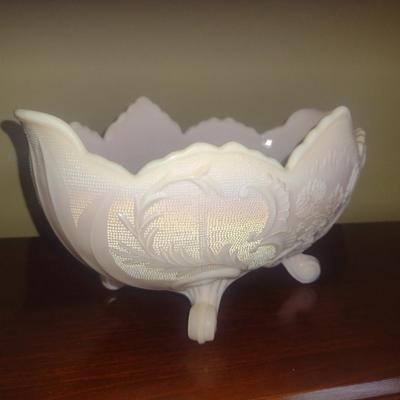 Vintage Jeannette Shell Pink Milk Glass Bowl- Lombardi Pattern