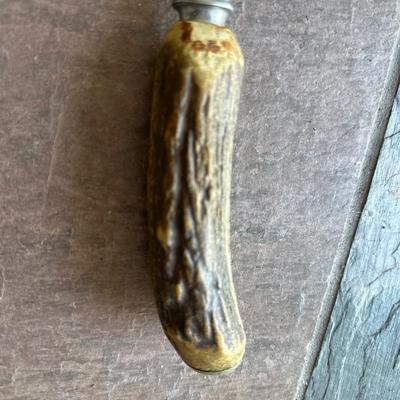 Cutlass horn handle knife